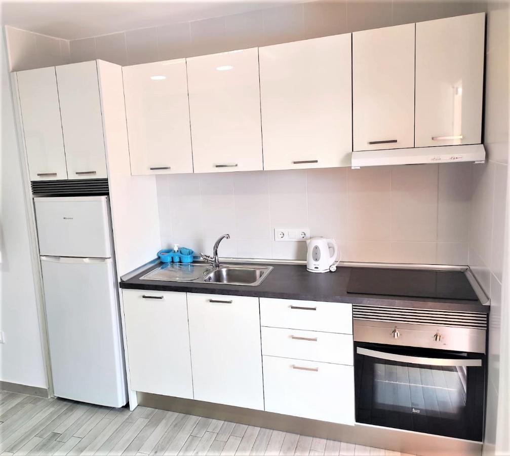 Cris Sol Apartments Los Cristianos  Buitenkant foto